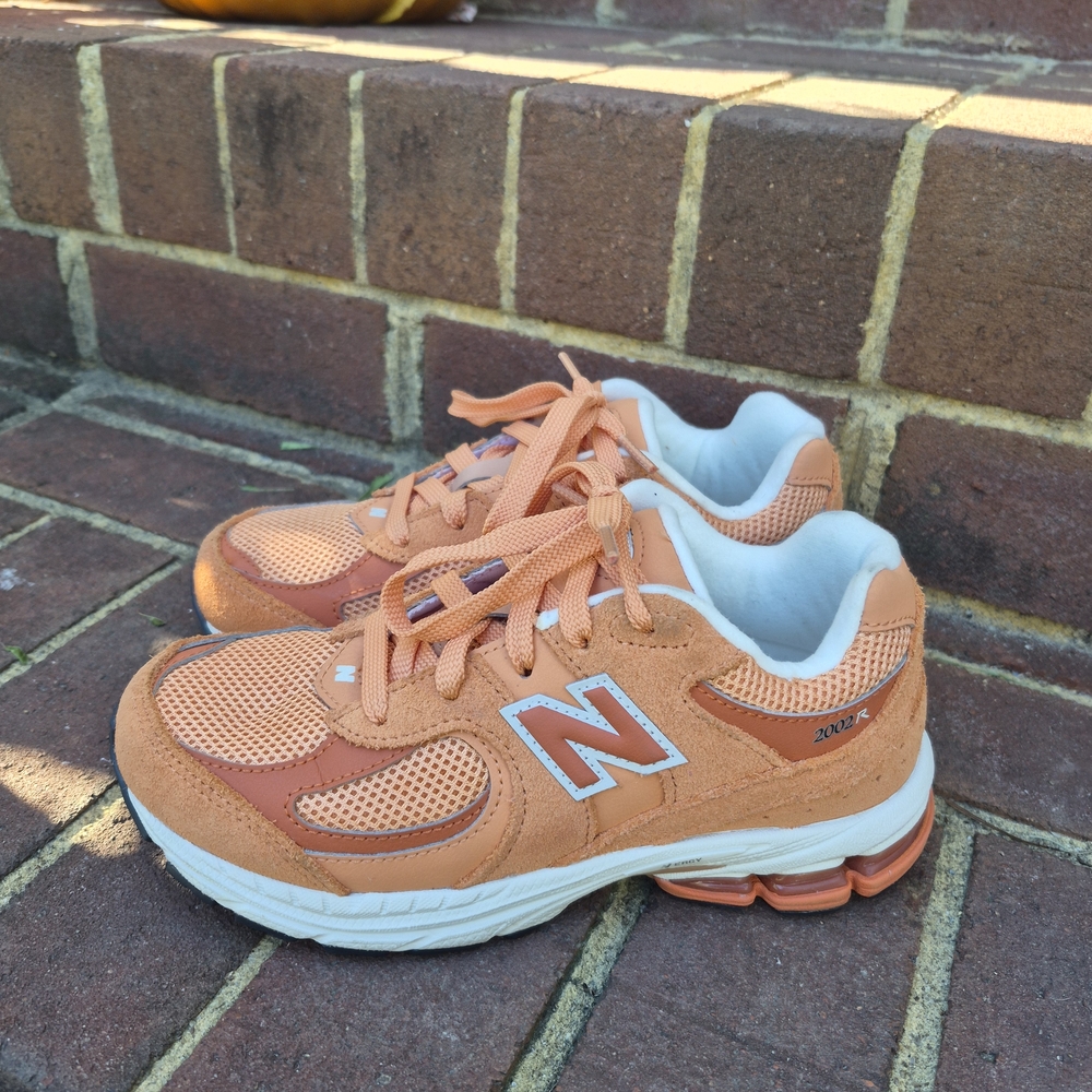 New Balance 2002 R Rust Copper - Picture 4 of 6